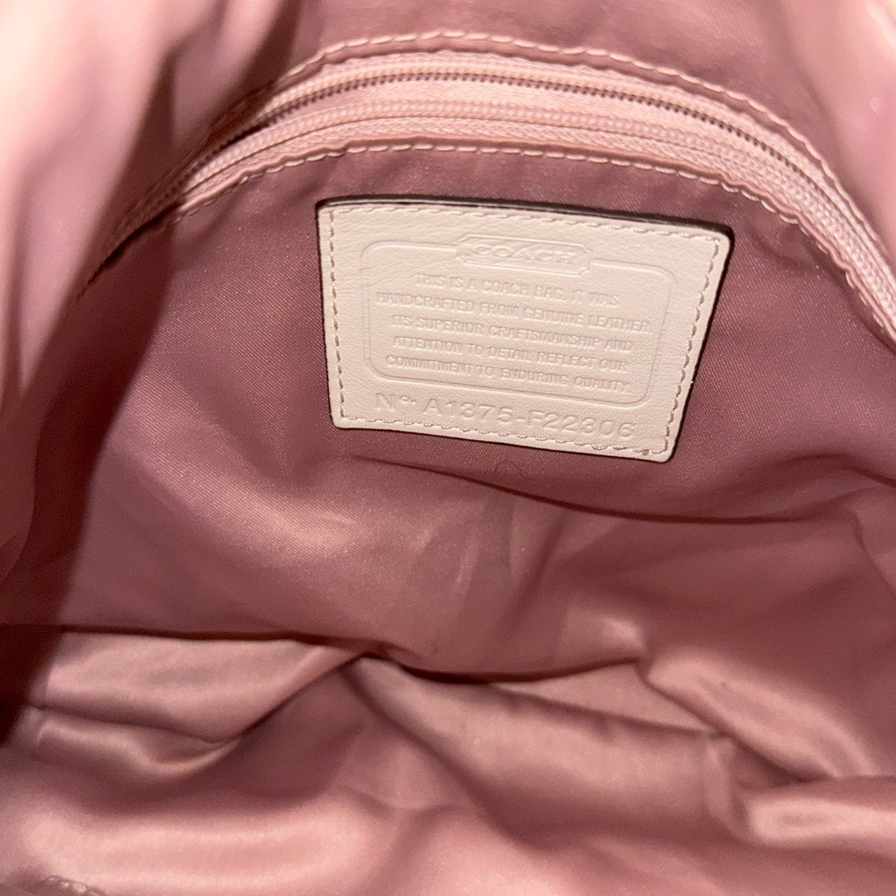 Coach White Leather Shoulder Bag - Picture 10 of 11